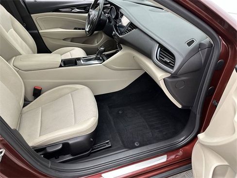 Used 2018 Buick Regal Preferred w/ Driver Confidence Package #1 image 24