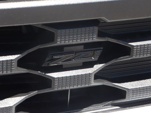 Used 2024 Chevrolet Silverado 1500 Custom Trail Boss w/ Turbomax Blackout Package AWD/4WD image 47