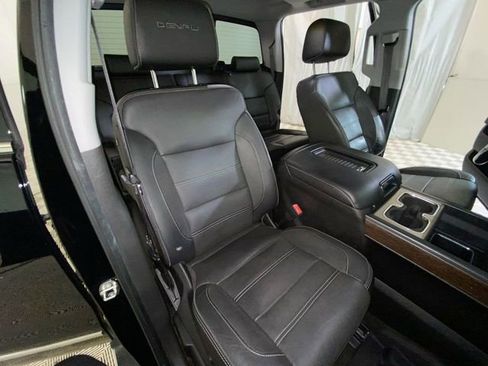 Used 2018 GMC Sierra 1500 Denali AWD/4WD image 15