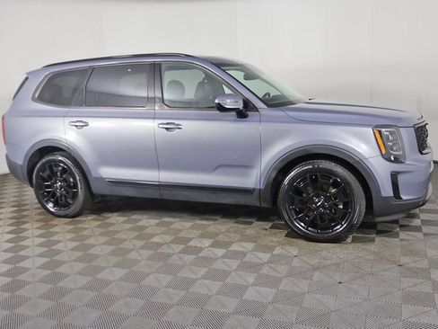 Used 2022 Kia Telluride SX w/ SX Prestige Package AWD/4WD image 22