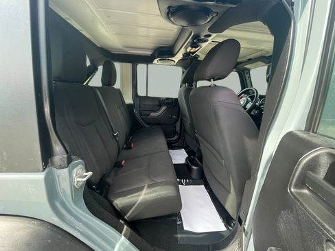 Used 2014 Jeep Wrangler Unlimited Sport AWD/4WD image 18