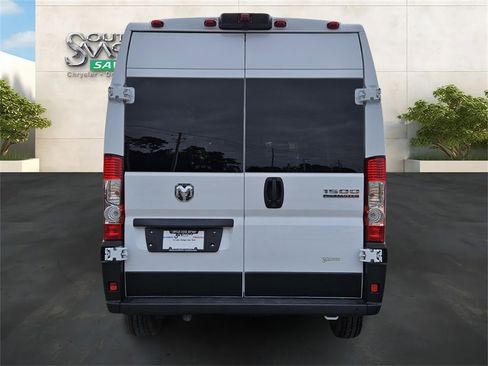 New 2026 RAM ProMaster 1500 w/ Convenience Group image 4