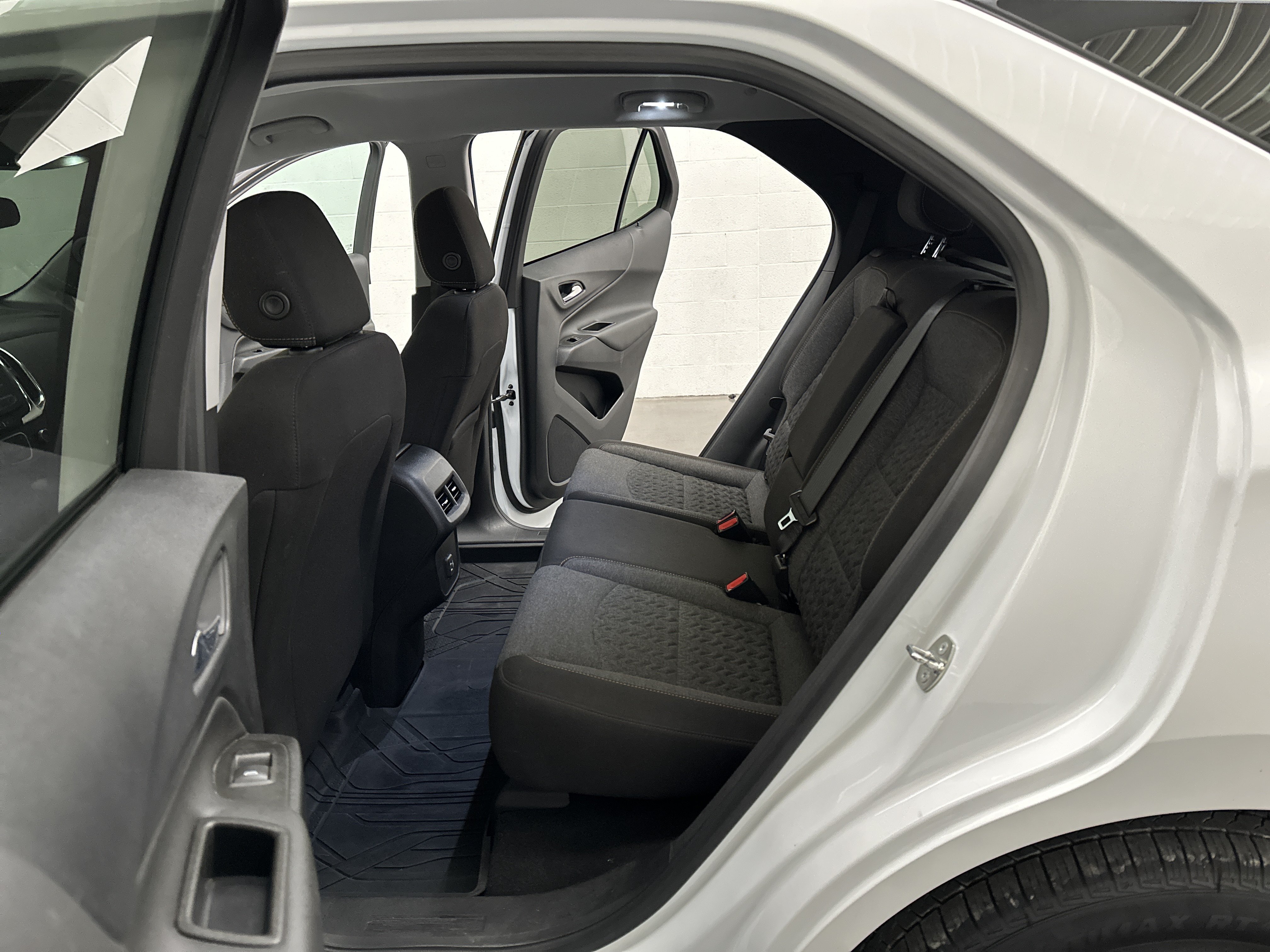 Used 2023 Chevrolet Equinox LT w/ LPO, Floor Liner Package AWD/4WD image 22