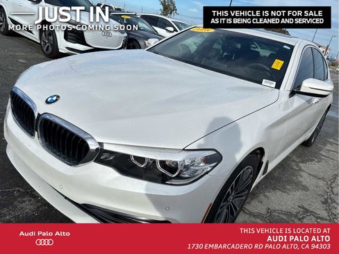 Used 2018 BMW 530i image 1
