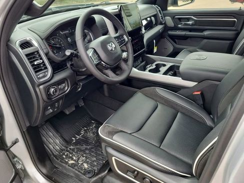 New 2026 RAM 1500 Laramie AWD/4WD image 13