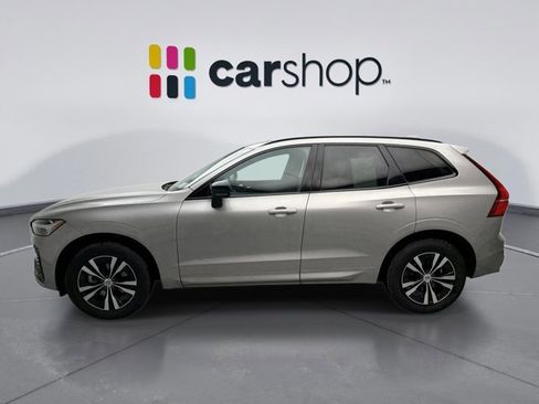 Used 2025 Volvo XC60 B5 Core w/ Climate Package image 2