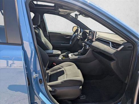 Used 2023 Toyota RAV4 SE w/ Convenience Package AWD/4WD image 20