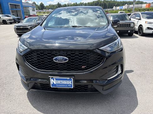 Used 2022 Ford Edge ST AWD/4WD image 2