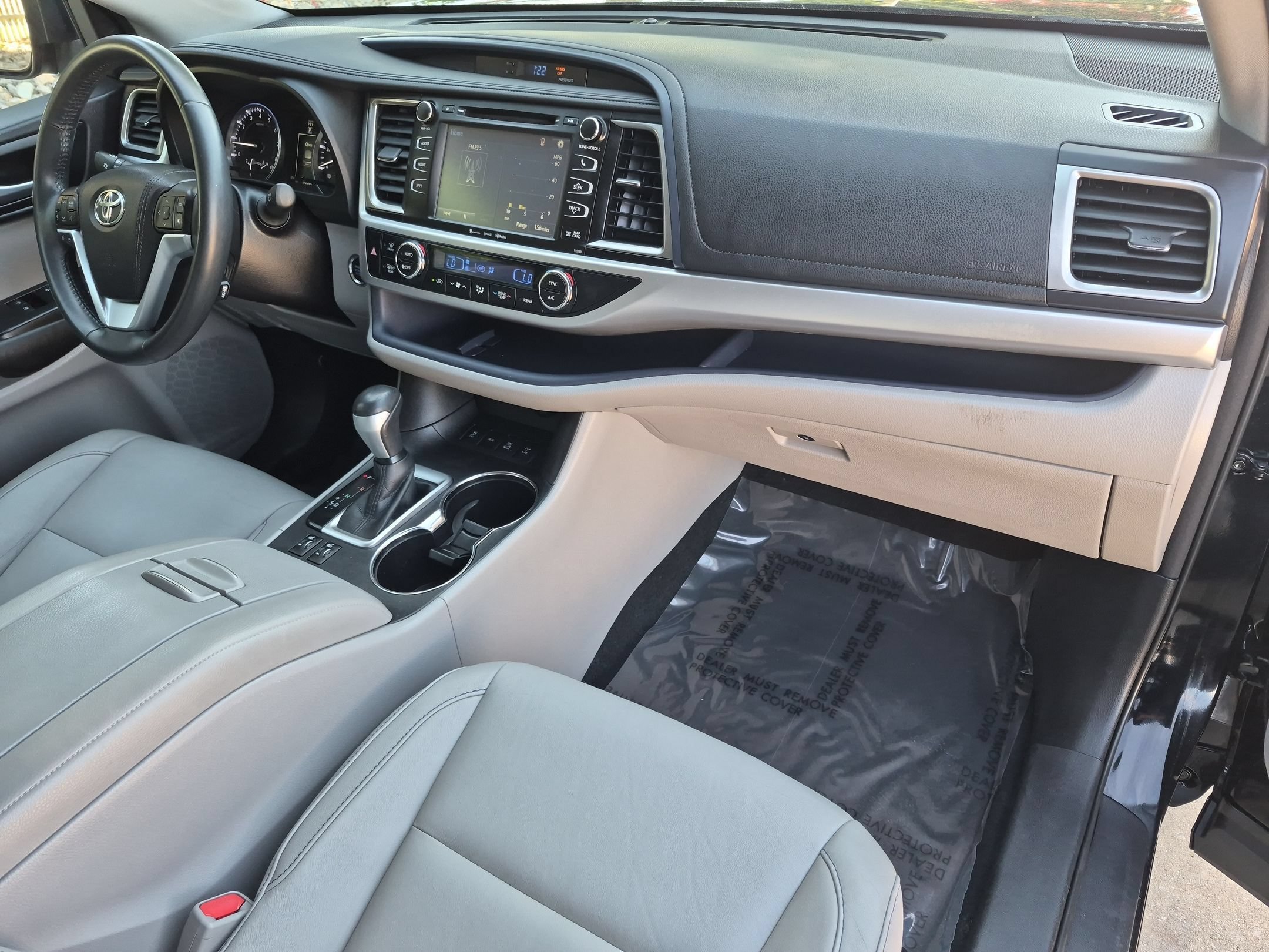 Used 2016 Toyota Highlander XLE AWD/4WD image 33