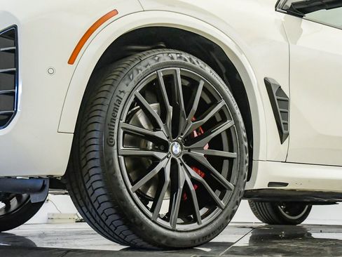 Certified 2024 BMW X5 sDrive40i w/ M Sport Package image 10