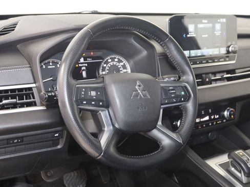 Used 2022 Mitsubishi Outlander SEL AWD/4WD image 6