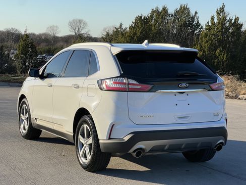 Used 2019 Ford Edge SEL w/ Equipment Group 201A image 7
