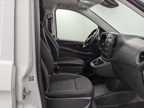 Used 2019 Mercedes-Benz Metris w/ Convenience Package image 19