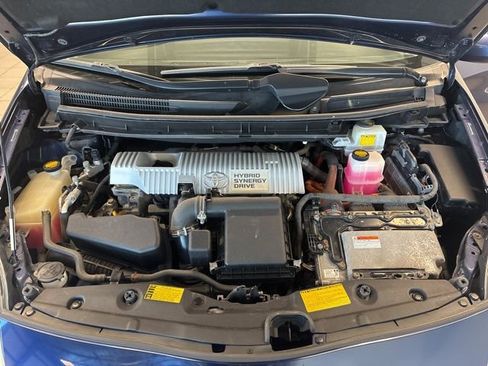 Used 2012 Toyota Prius Two image 11