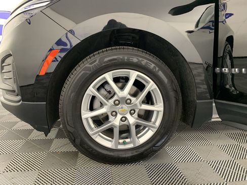 Used 2022 Chevrolet Equinox LS w/ LS Convenience Package FWD image 12