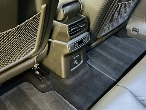 Used 2023 Audi Q4 e-tron Premium Plus w/ Premium Plus image 29