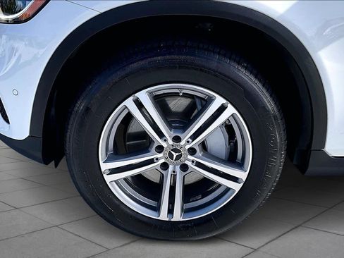 Used 2022 Mercedes-Benz GLC 300 image 9