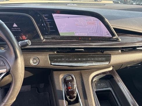 Used 2023 Cadillac Escalade ESV Sport image 6