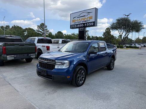 Used 2023 Ford Maverick XLT FWD image 3