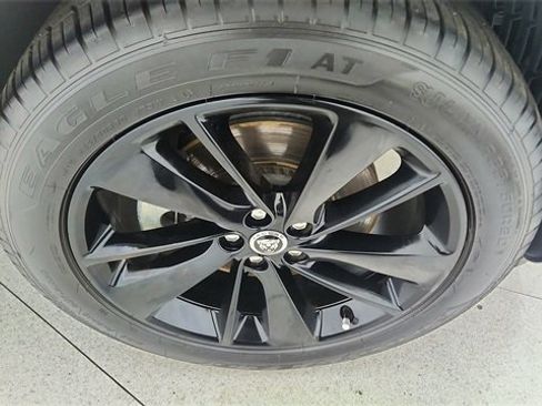 Used 2025 Jaguar F-PACE R-Dynamic S image 56