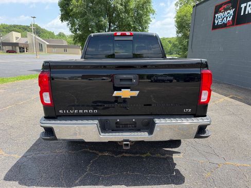 Used 2017 Chevrolet Silverado 1500 LTZ w/ LTZ Plus Package AWD/4WD image 6