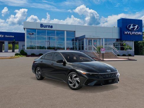 New 2026 Hyundai Elantra SEL Sport Premium image 2