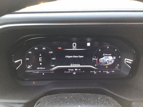 Used 2022 GMC Yukon Denali AWD/4WD image 13