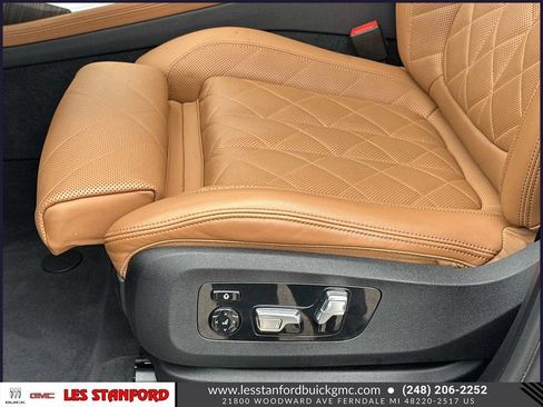 Used 2023 BMW X7 xDrive40i w/ Executive Package image 20