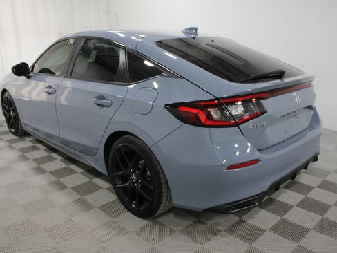 Used 2023 Honda Civic Sport image 29