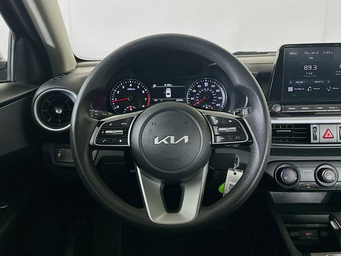 Used 2024 Kia Forte LXS image 17