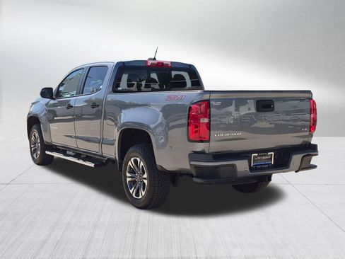 Used 2022 Chevrolet Colorado Z71 AWD/4WD image 3