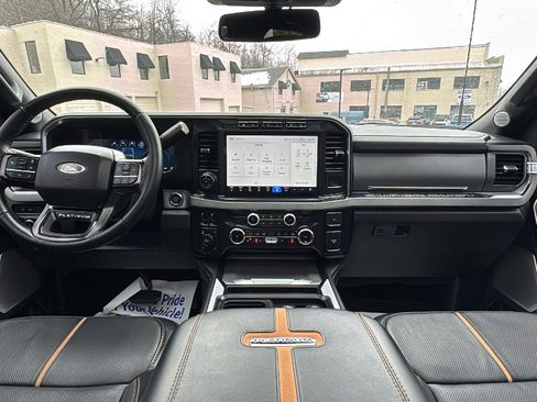 Used 2024 Ford F350 Platinum w/ FX4 Off-Road Package image 21