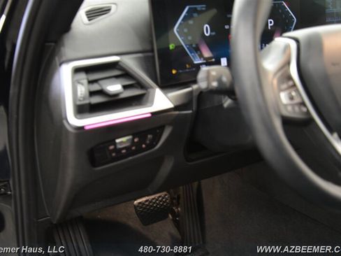 Used 2023 BMW 330i Sedan w/ Premium Package image 26