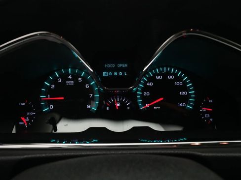 Used 2013 Chevrolet Traverse LTZ image 2