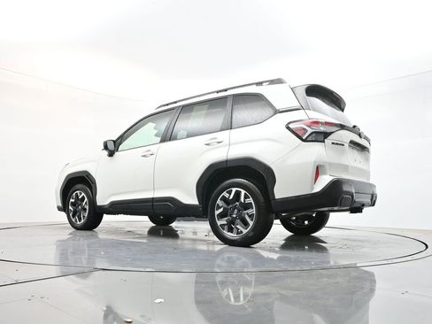 Used 2025 Subaru Forester Premium w/ Convenience Package #1 AWD/4WD image 32
