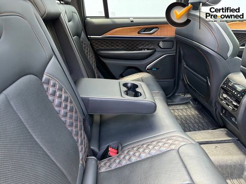 Certified 2023 Jeep Grand Cherokee Summit AWD/4WD image 31