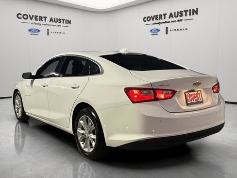 Used 2024 Chevrolet Malibu LT image 3