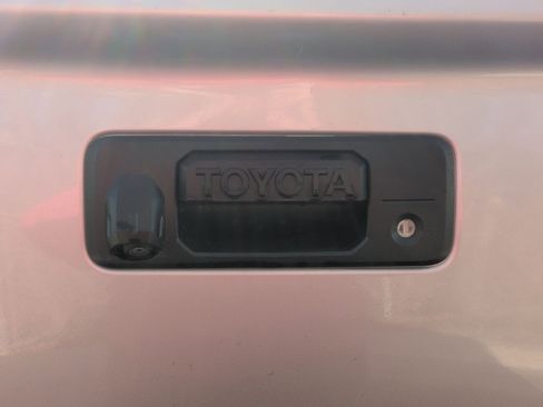 Used 2014 Toyota Tundra SR5 image 13