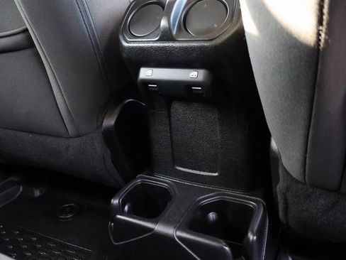 Used 2018 Jeep Wrangler Unlimited Sport S image 16