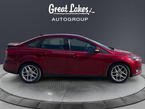 Used 2015 Ford Focus SE w/ Equipment Group 201A image 6