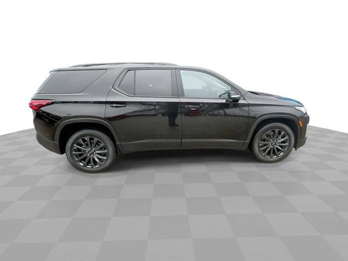 Certified 2023 Chevrolet Traverse RS image 9