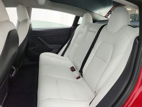 Used 2022 Tesla Model 3 Performance AWD/4WD image 15