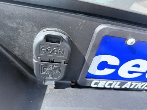 Certified 2023 Chevrolet Silverado 1500 LT AWD/4WD image 11