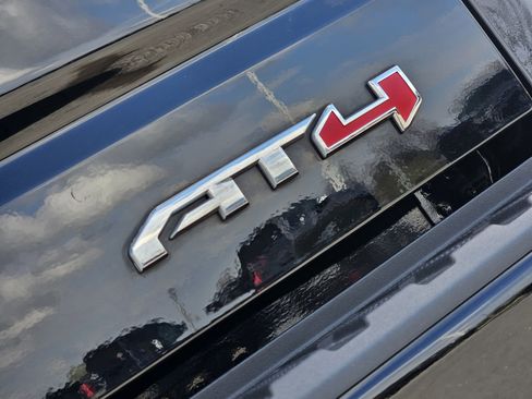 Used 2023 GMC Sierra 1500 AT4 w/ AT4 Preferred Package image 10