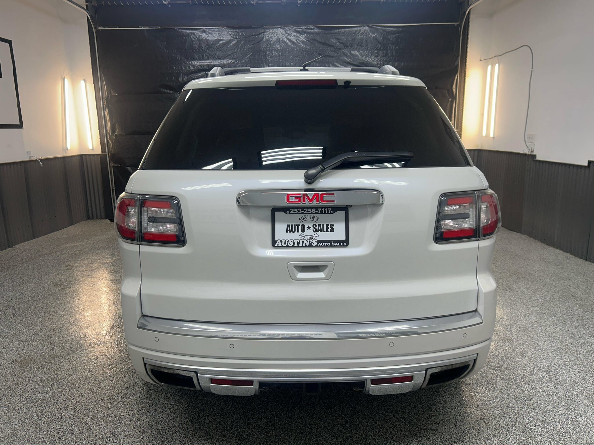 Used 2016 GMC Acadia Denali AWD/4WD image 5