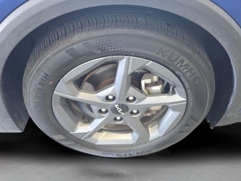 Used 2025 Kia K4 FWD image 25