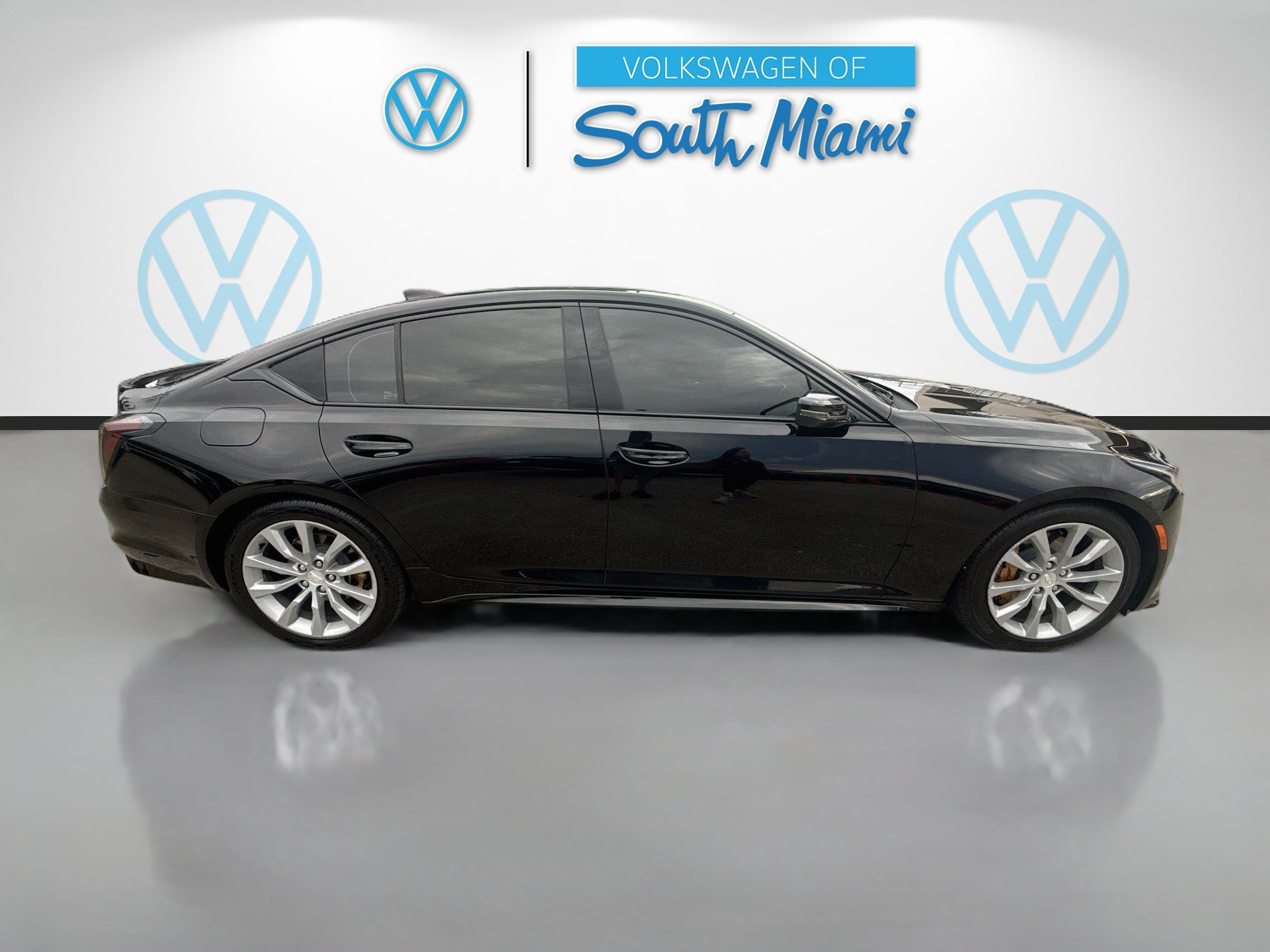 Used 2024 Cadillac CT5 Sport RWD image 8