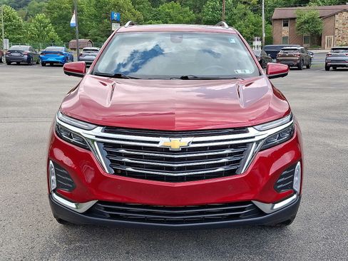 Used 2022 Chevrolet Equinox Premier AWD/4WD image 2