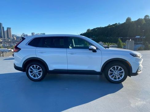 Certified 2024 Honda CR-V EX-L image 3