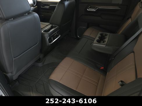 Used 2024 Chevrolet Silverado 2500 High Country w/ Technology Package AWD/4WD image 25
